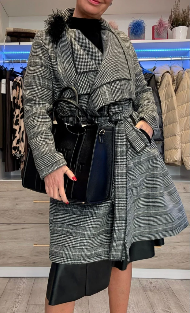 Elegancja z pazurem — stylizacja, która przyciąga spojrzenia Elegancja z pazurem — stylizacja, która przyciąga spojrzenia